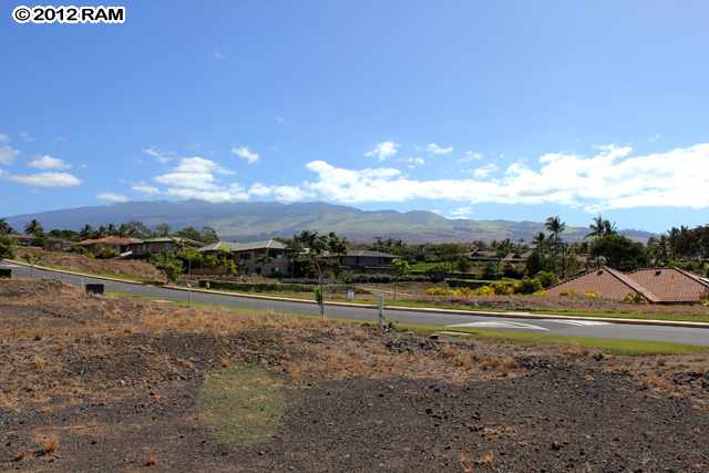 Photo 3 of  124 Hoolapa ST, Kihei, Maui, Hawaii