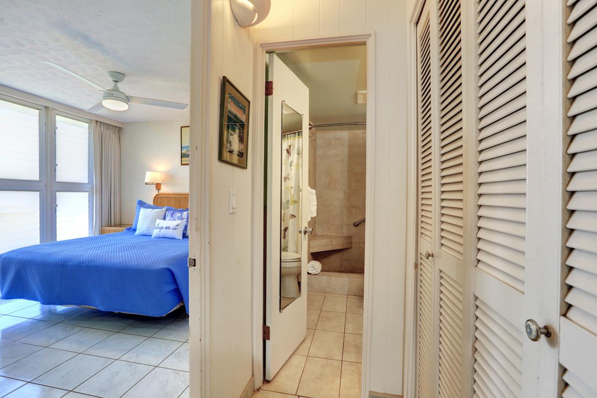 Kihei Condo Sold Punahoa Beach Apts Unit 303, Maui, Hawaii