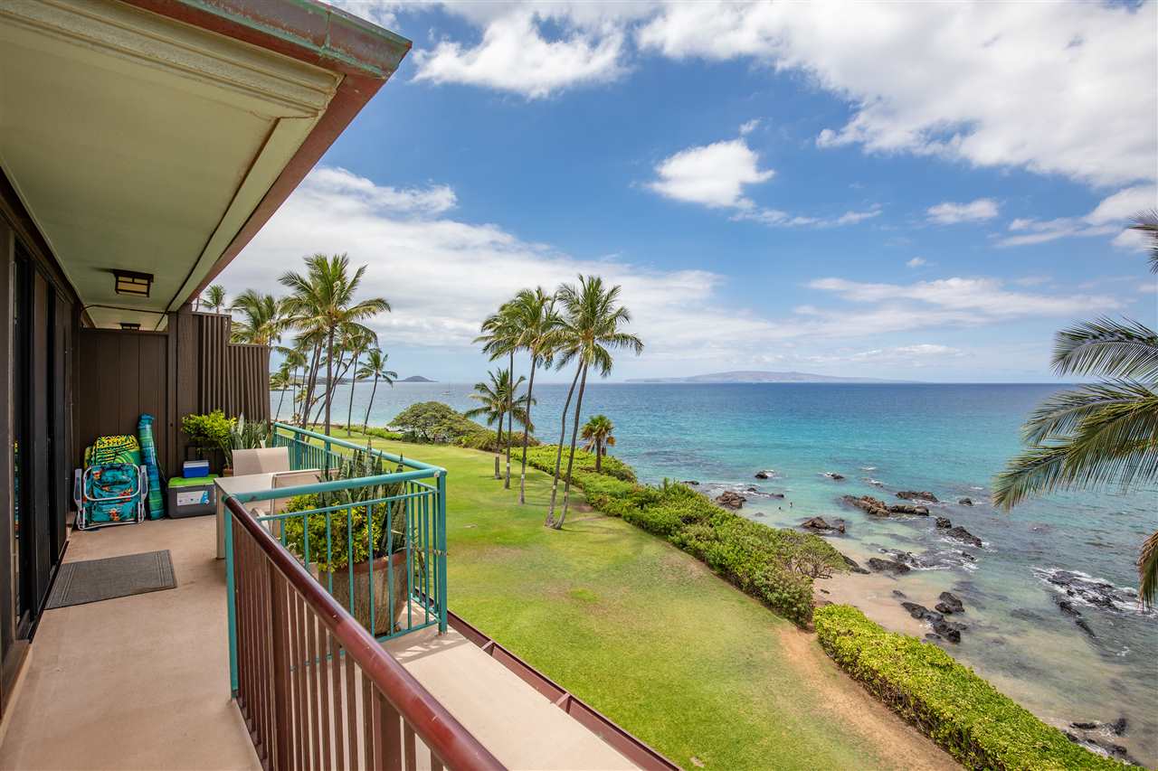 Kihei Condo Sold Punahoa Beach Apts Unit 403, Maui, Hawaii
