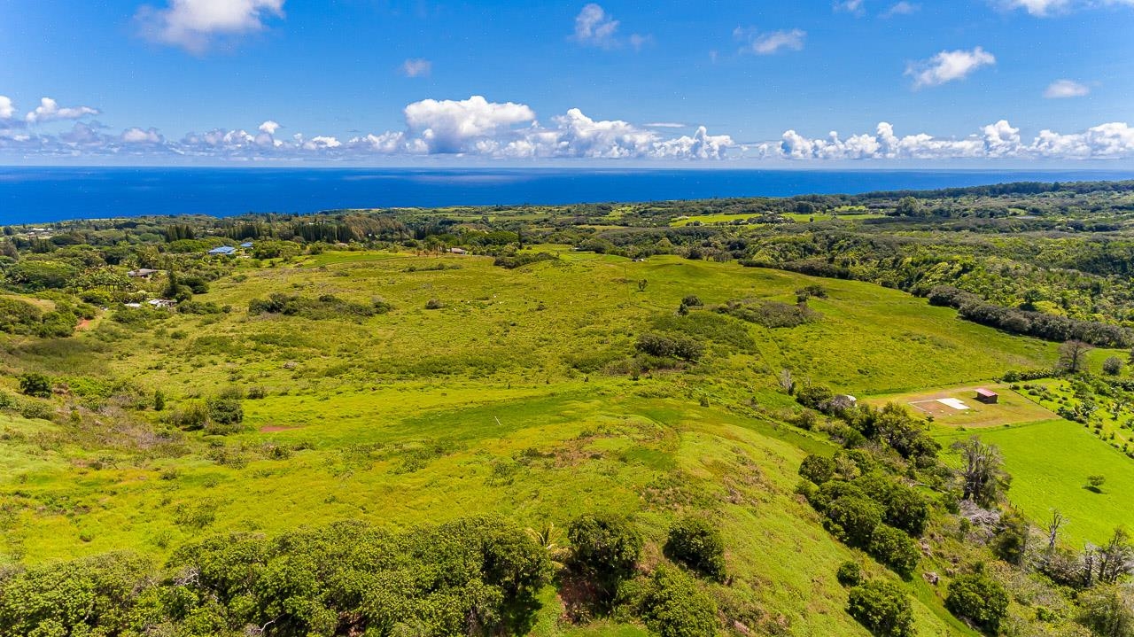 Photo 4 of  Hinalo Rd, Haiku, Maui, Hawaii