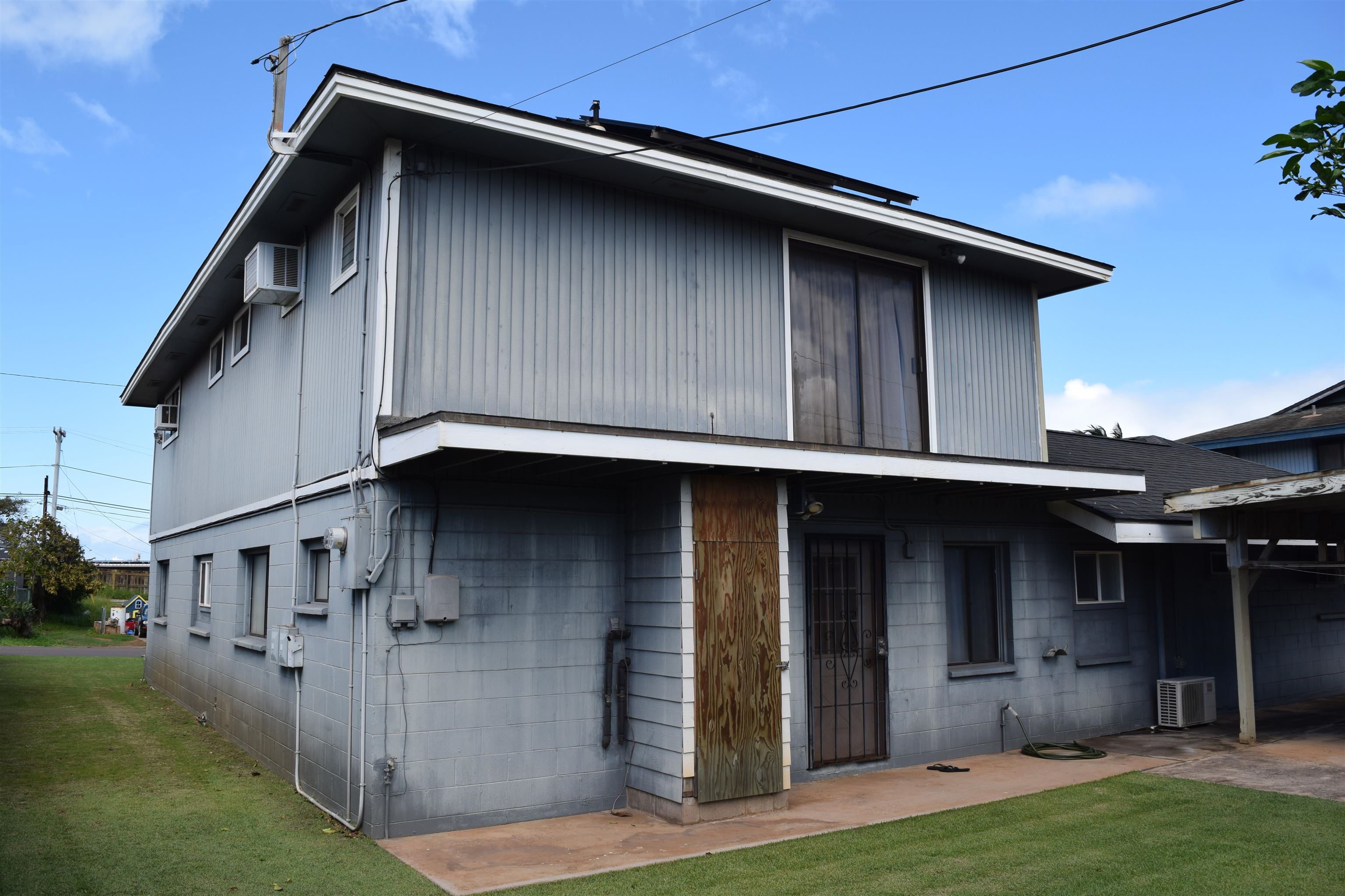 Photo of  106 Kuhuoi St, Kahului, Maui, Hawaii