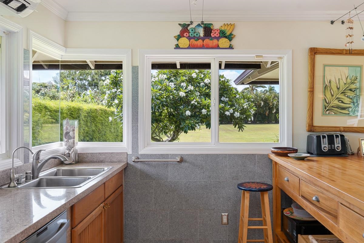 Spreckelsville/Paia/Kuau Home For Sale 22 Cane Rd, Maui, Hawaii