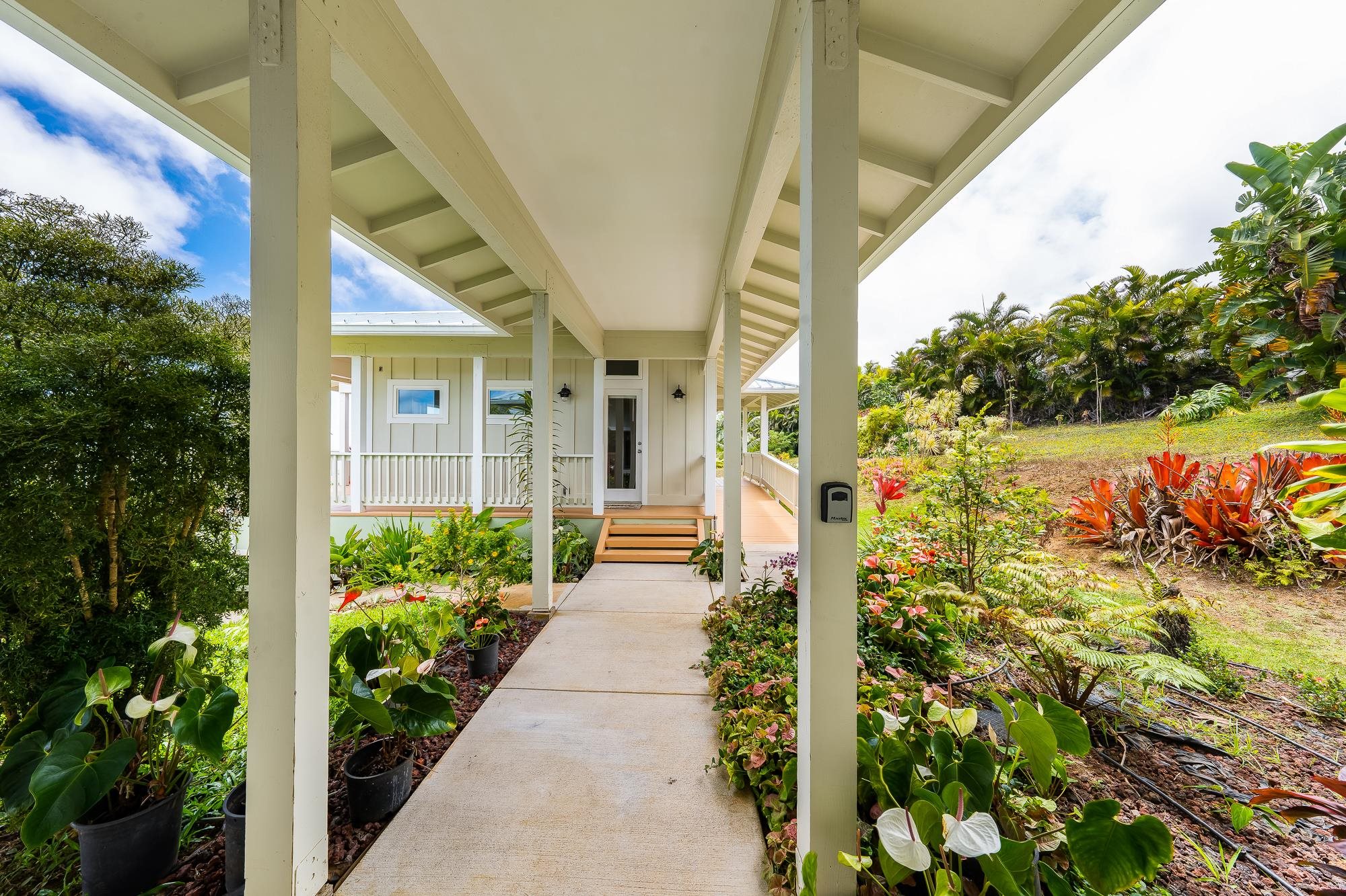Kahakuloa Home Sold 445 Kaukini Loop, Maui, Hawaii
