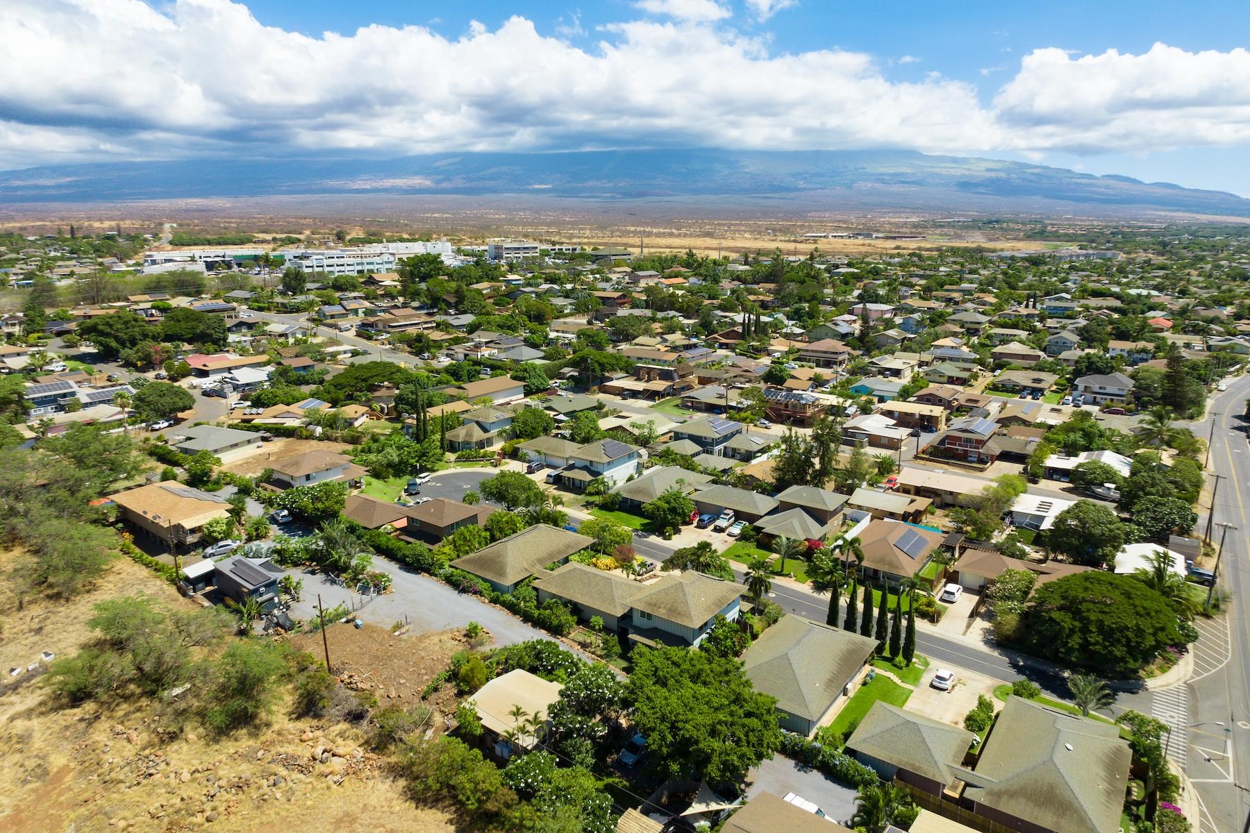 Photo 5 of  19 Hooiki St, Kihei, Maui, Hawaii