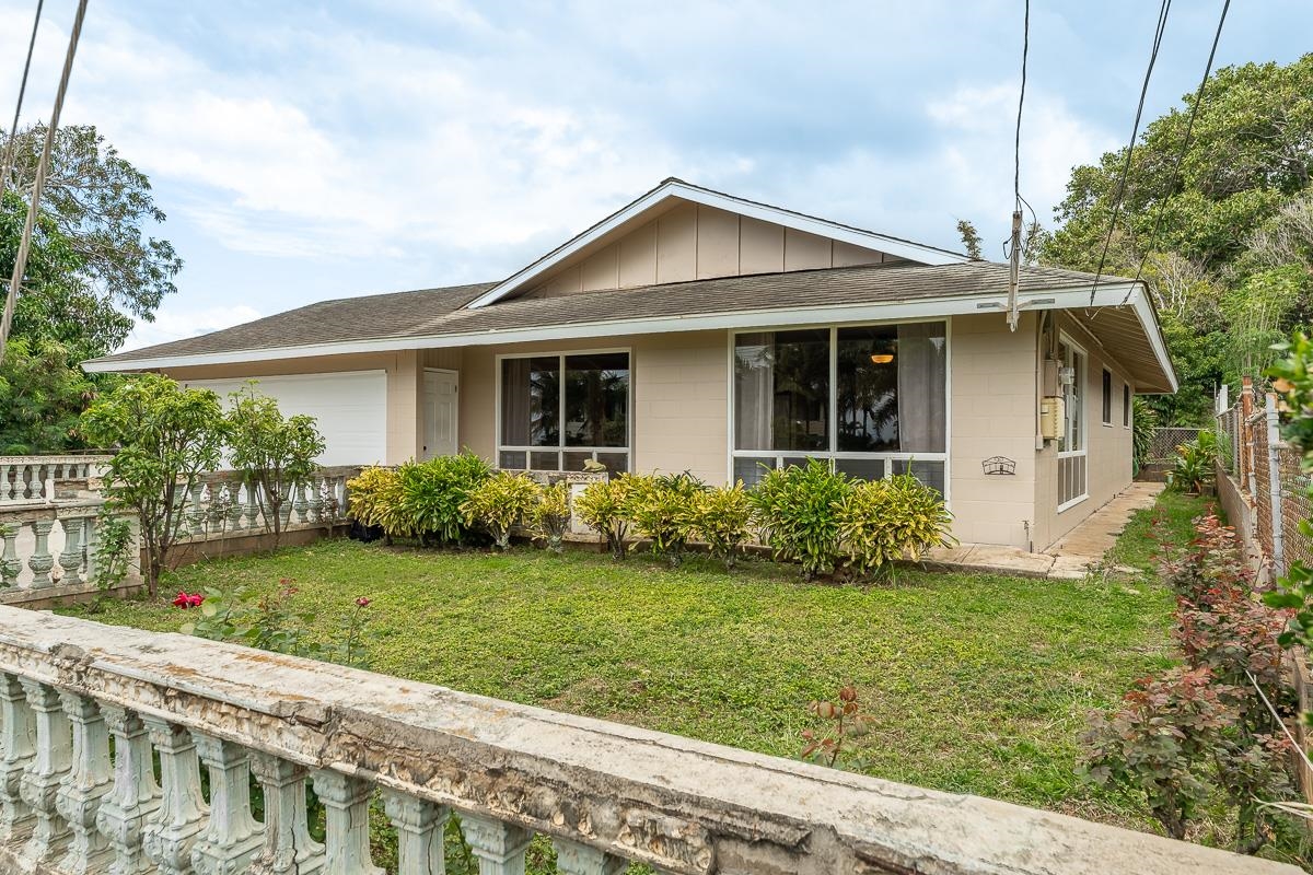 Wailuku Home 52 E Waiko Rd, Maui, Hawaii