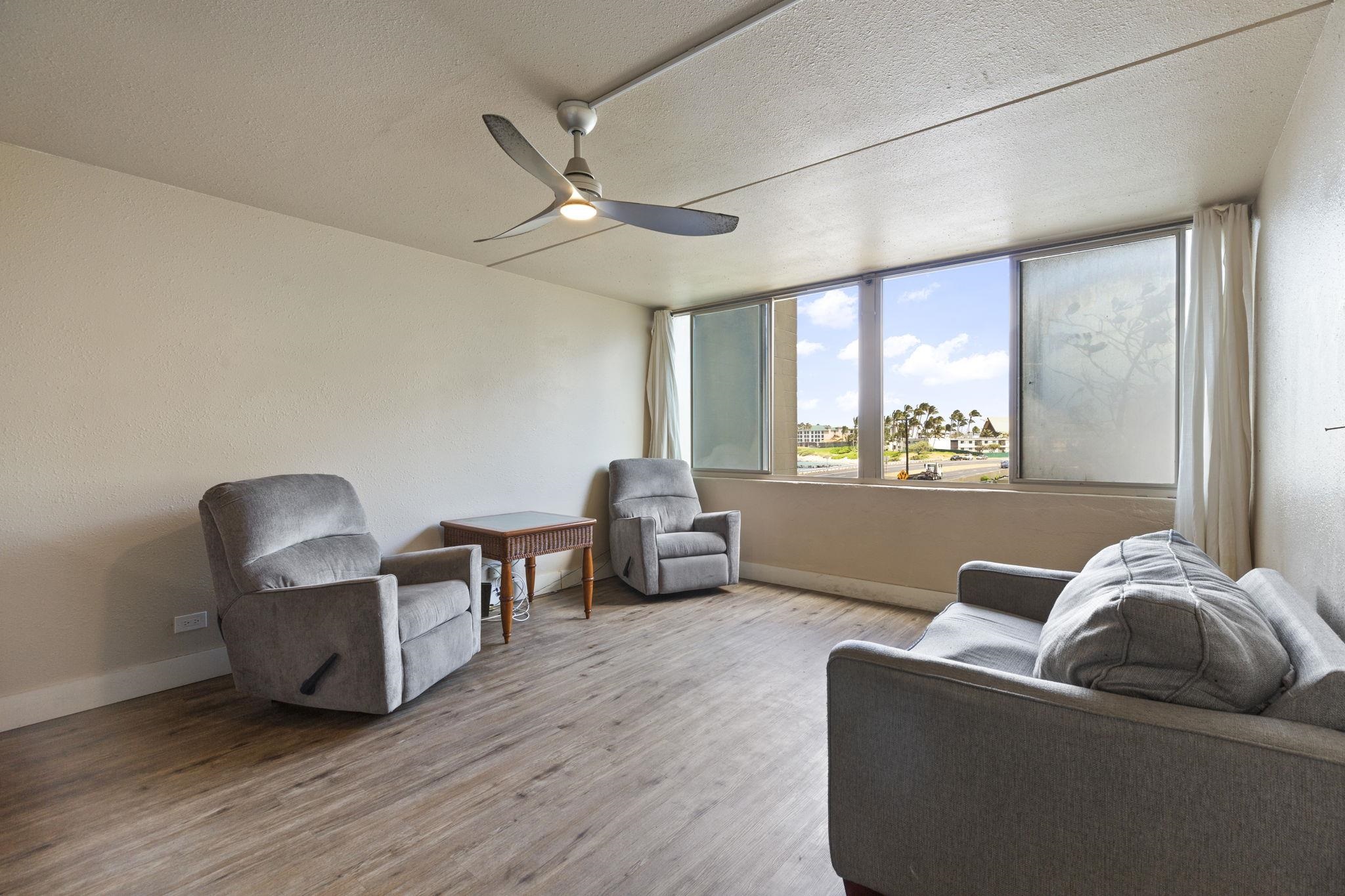 Kahului Condo For Sale Harbor Lights Unit D325, Maui, Hawaii