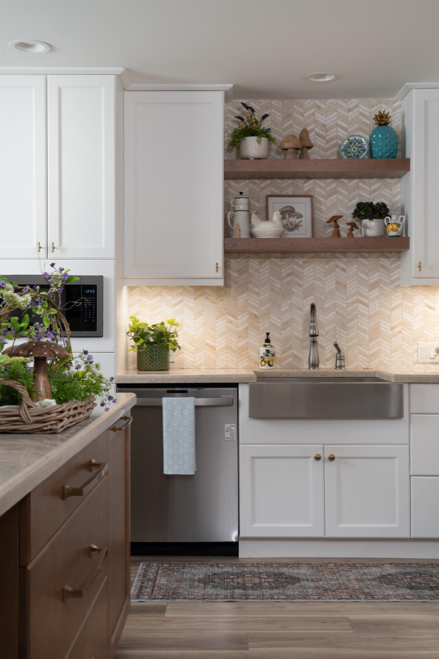 Photo 6 of  50 Puu Anoano St, Kaanapali, Maui, Hawaii